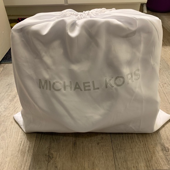 Michael Kors Purse - Picture 8 of 8